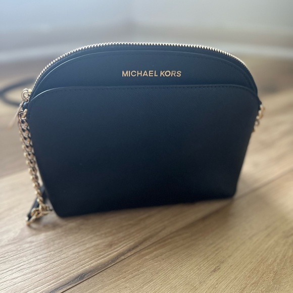 Michael Kors Emmy Medium Crossbody in Saffiano Leather Bag - Black (Pre-Owned) - Picture 1 of 7
